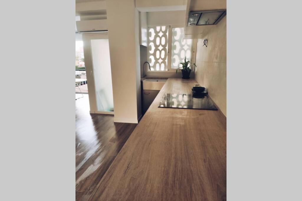Apartamento Recien Reformado En Primera Linea Con Vistas A La Playa De La Almadraba Benicàssim Eksteriør billede