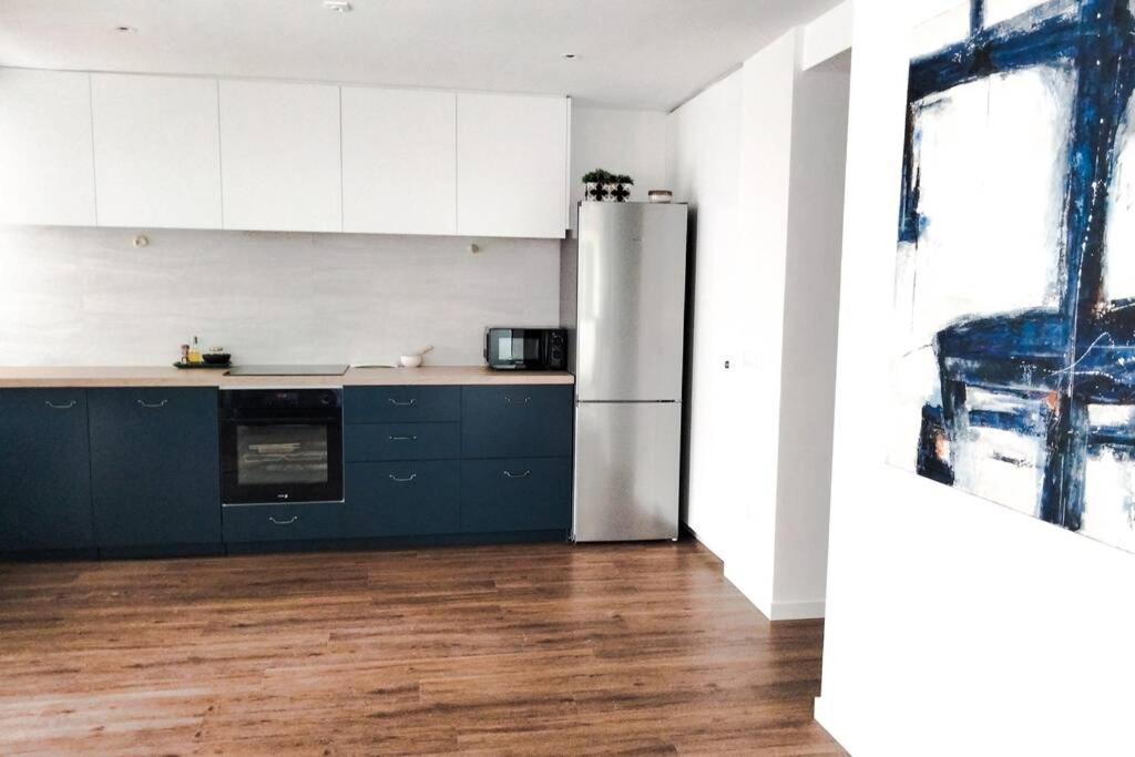 Apartamento Recien Reformado En Primera Linea Con Vistas A La Playa De La Almadraba Benicàssim Eksteriør billede
